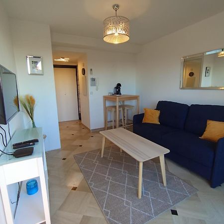 Residence De Luxe Sun Paradis, Studio Terrasse, Vue Mer Piscine Кан Екстериор снимка