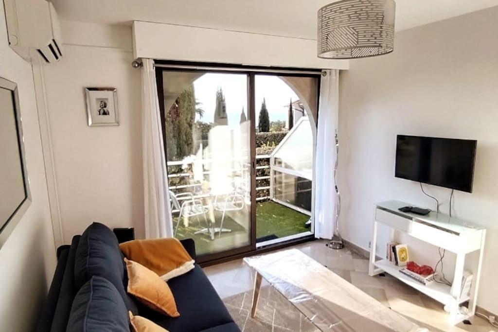 Residence De Luxe Sun Paradis, Studio Terrasse, Vue Mer Piscine Кан Екстериор снимка