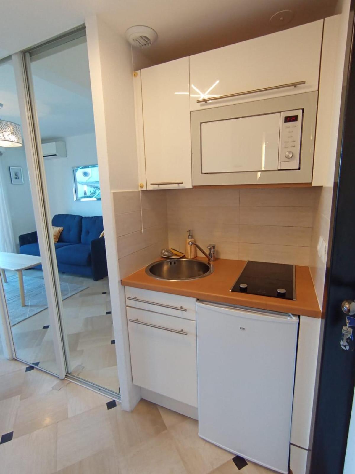 Residence De Luxe Sun Paradis, Studio Terrasse, Vue Mer Piscine Кан Екстериор снимка